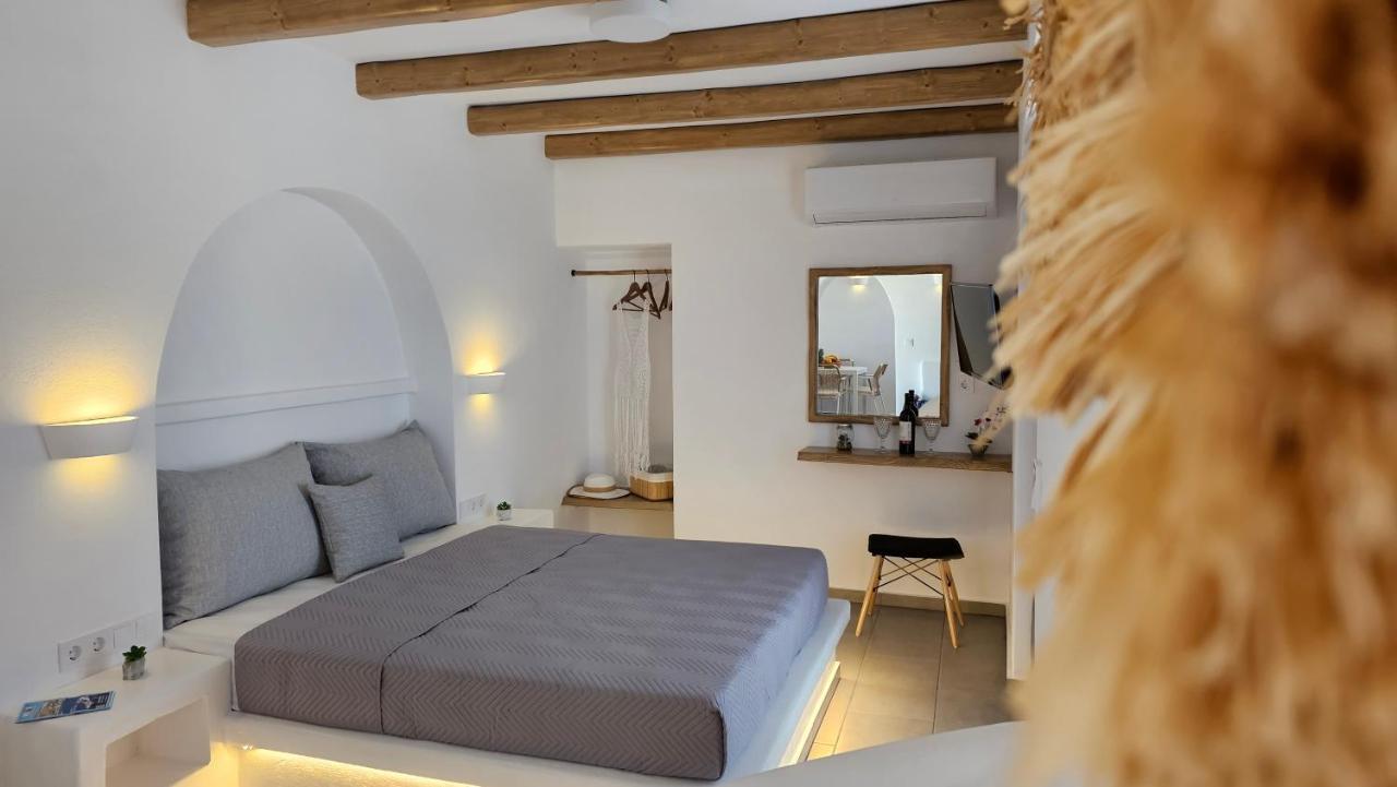 Polychronis Private Suite Pollonia Exterior foto